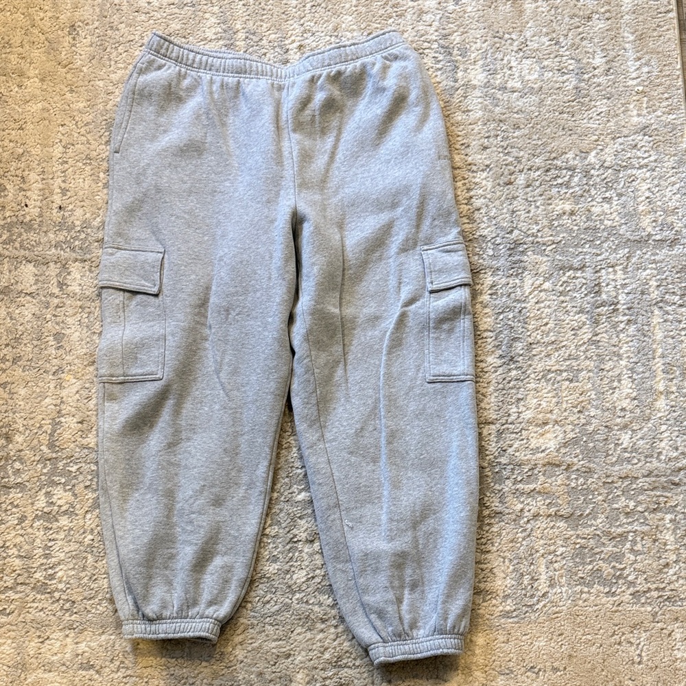 Aritzia Sweatfleece Gray Cargo Joggers